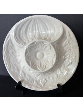 Vintage Whittier Pottery Artichoke Serving Dish (1) 1975 White Ceramic 10.5"